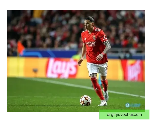 努涅斯对阵巴黎圣日耳曼欧协联关键作用深度解析与战术价值探讨