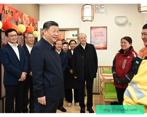 某第四官员家庭支持作用，稳定心态助力执法